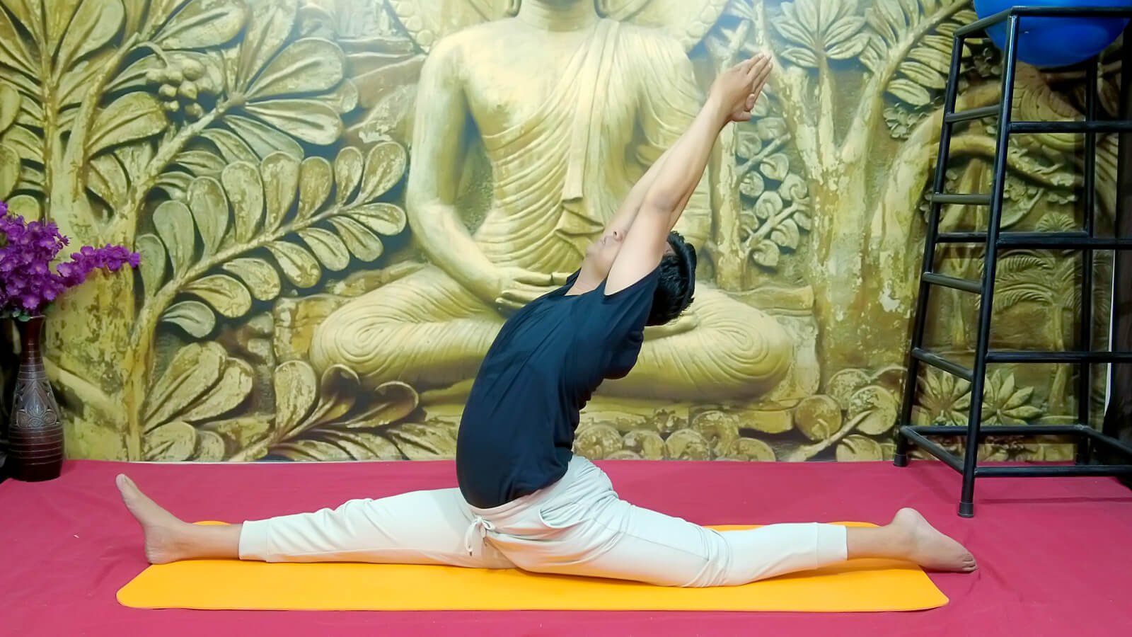 Trikonasana